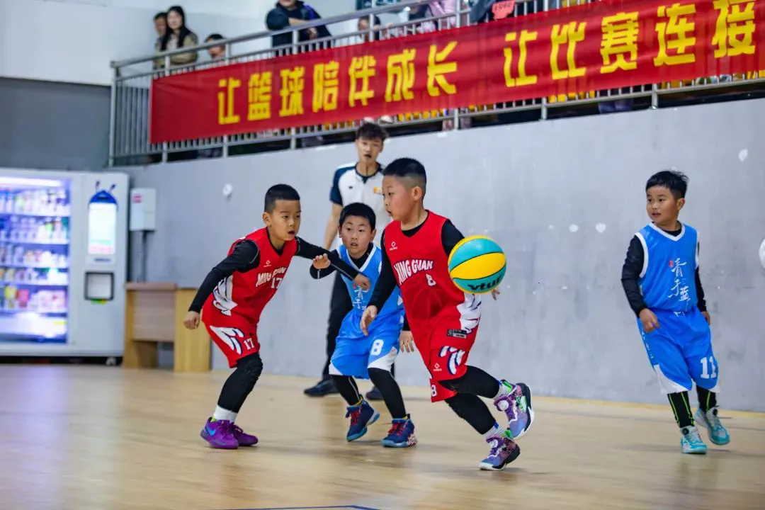 如何通过团队配合提高篮板成功率?_1